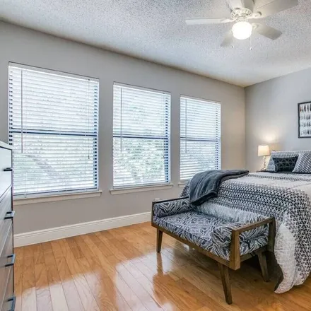 Rent this 3 bed apartment on San Antonio