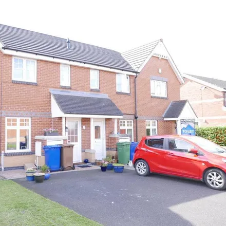 Rent this 2 bed townhouse on Welton Low Road/Lowerdale to Higham Way/The Oval in Brough, HU15 1SG