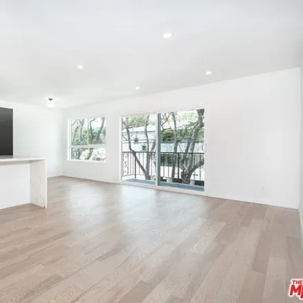Image 4 - 8354 Clinton Street, West Hollywood, CA 90048, USA - Apartment for rent