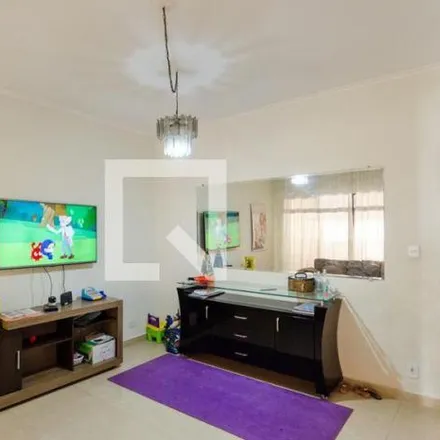 Rent this 2 bed house on Rua João Gross in Centro, São Bernardo do Campo - SP