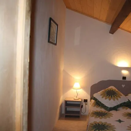 Rent this 3 bed house on Rue Chanoine Jouve in 26170 Buis-les-Baronnies, France