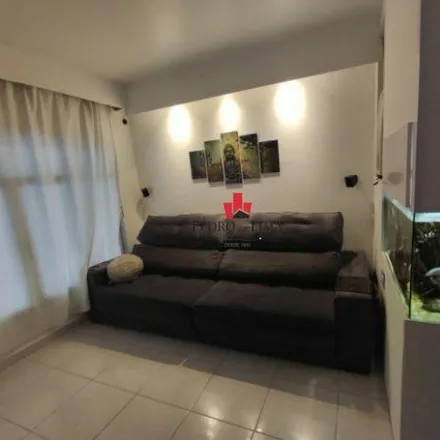 Buy this 3 bed house on Rua Jerônimo Coelho in Aricanduva, São Paulo - SP