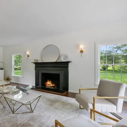 Image 7 - 732 Lake Avenue, Pine Hill, Greenwich, CT 06830, USA - House for sale