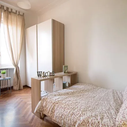 Image 2 - Corso Re Umberto, 151, 10134 Turin Torino, Italy - Room for rent