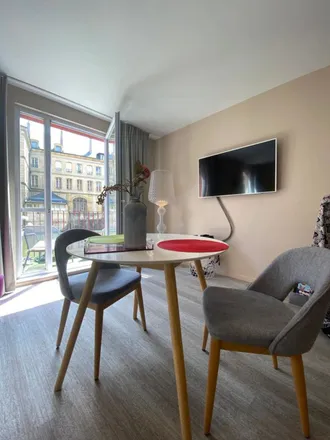Image 4 - 3 Place de la Comédie, 57000 Metz, France - Apartment for rent