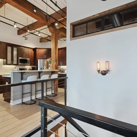 Image 9 - River Bank Lofts, 550 North Kingsbury Street, Chicago, IL 60654, USA - Condo for sale