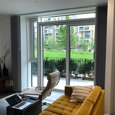 Rent this 1 bed apartment on Mulberry Apartments in 1-40 Coster Avenue, London