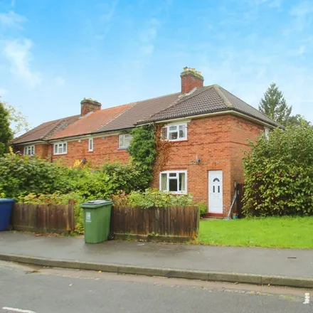 Rent this 4 bed house on 11 Cardwell Crescent in Oxford, OX3 7QE