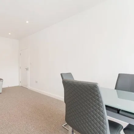 Rent this 2 bed apartment on 76 Gunnersbury Avenue in London, W5 4HA