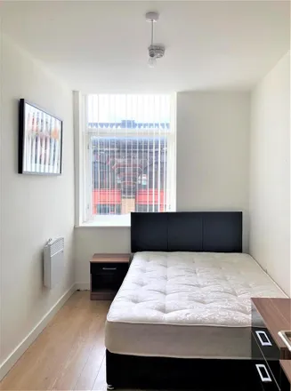 Image 3 - Sunbridge Road, Bradford, BD1 2NE, United Kingdom - Apartment for rent