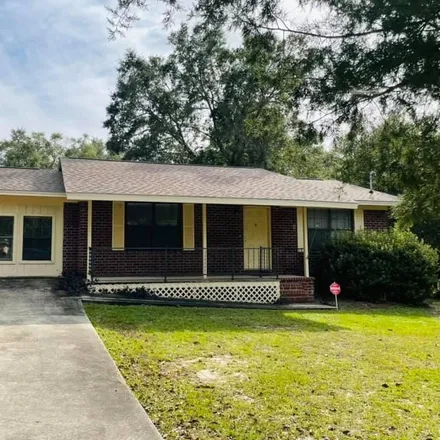Rent this 3 bed house on 1776 Juniper Lake Road in DeFuniak Springs, Walton County