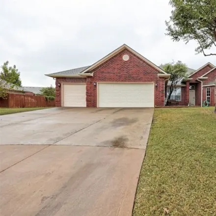 Buy this 3 bed house on Building 9 in Leslie Beachler Lane, Midwest City