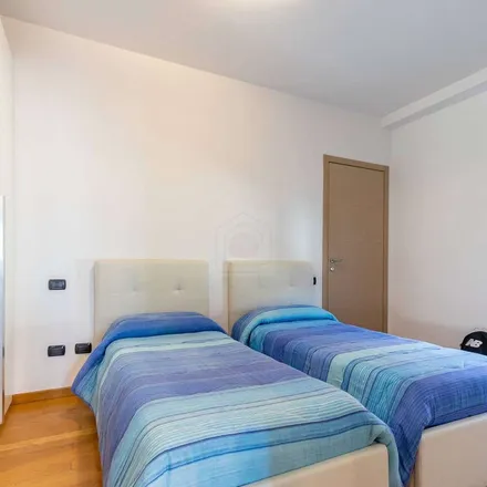 Rent this 3 bed apartment on Via Medici da Seregno 3 in 20831 Seregno MB, Italy