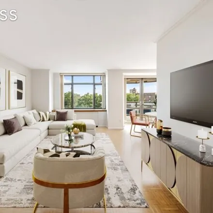 Buy this 1 bed condo on The Pinnacle in 112th Street, New York