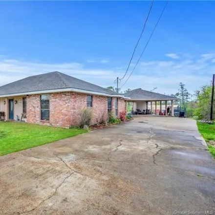 Image 2 - 326 East Krause Street, Westlake, LA 70669, USA - House for sale