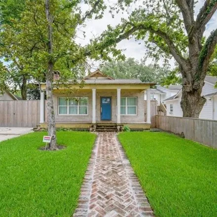 Rent this 1 bed house on 410 Moody Street in Houston, TX 77009