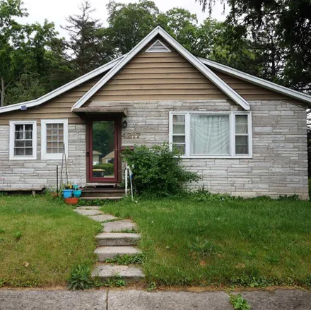 Buy this 2 bed house on 4217 Central Drive in Fort Wayne, IN 46806