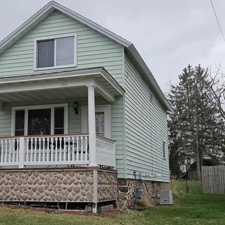 Buy this 3 bed house on 352 West Doege Street in Marshfield, WI 54449