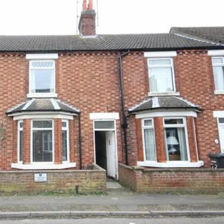 Buy this 6 bed townhouse on Victoria Street in Burton Latimer, NN15 5QX