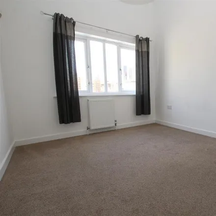 Image 5 - David Evans, High Street, Eastleigh, SO50 5LE, United Kingdom - Apartment for rent