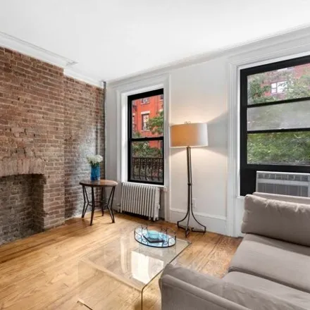 Rent this 1 bed house on 317 East 73rd Street in New York, NY 10021