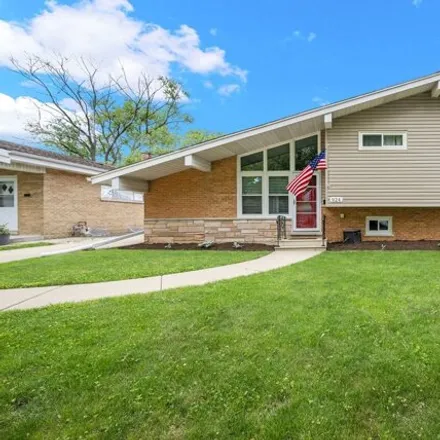 Buy this 3 bed house on 952 South Euclid Avenue in Villa Park, IL 60181