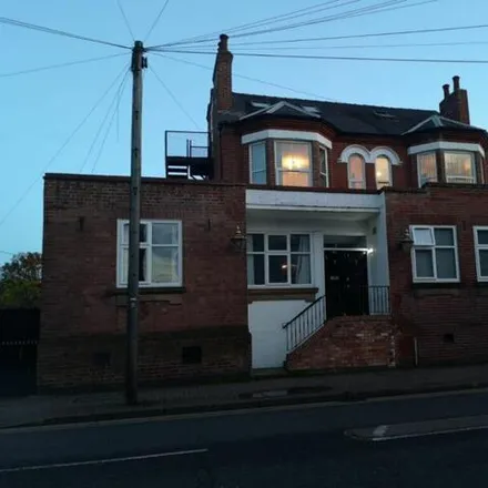 Image 2 - 145 Queens Road, Beeston, NG9 2FE, United Kingdom - House for rent