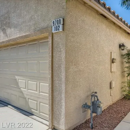 Image 3 - 9700 Templemore Avenue, Las Vegas, NV 89129, USA - Townhouse for sale