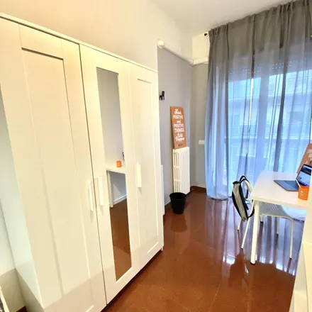Image 3 - Magda, Via Prospero Petroni, 70121 Bari BA, Italy - Apartment for rent
