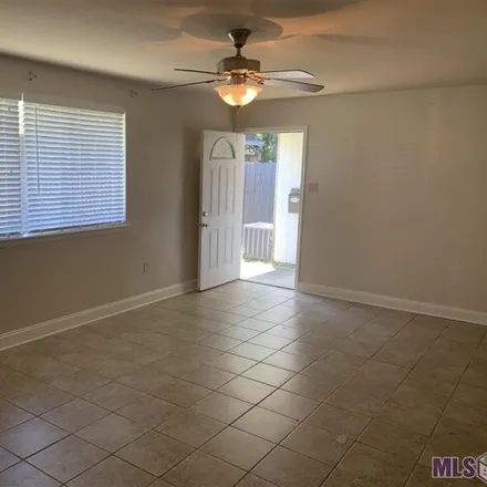 Rent this 3 bed house on 629 Jennifer Jean Drive in University View, Baton Rouge