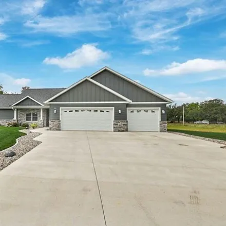 Buy this 3 bed house on 1000 Mitchell Court in Glencoe, MN 55336