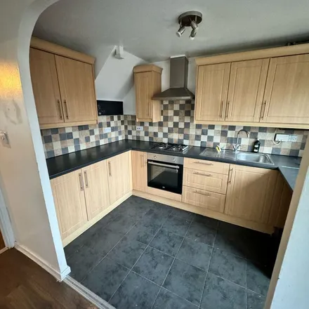 Rent this 3 bed duplex on Galleywood Drive in Leicester, LE4 0NH