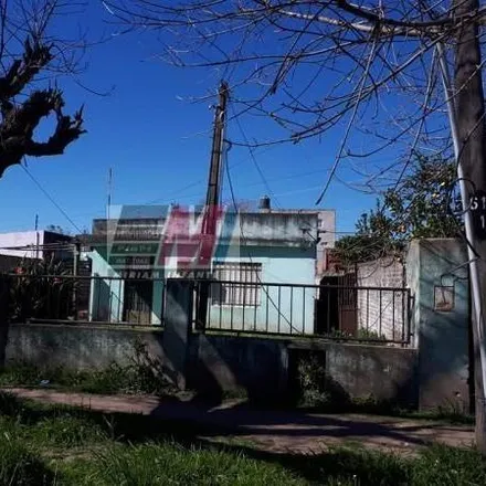 Buy this 2 bed house on Avenida Guillermo Enrique Hudson 4400 in Partido de Quilmes, San Francisco Solano