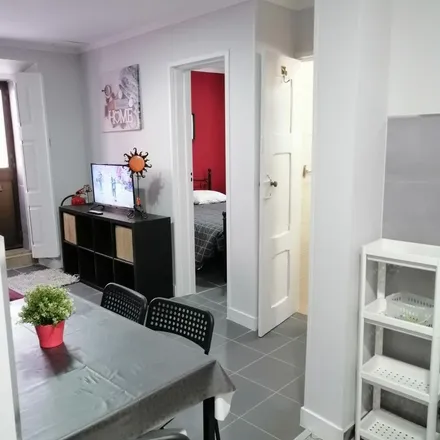 Rent this 2 bed apartment on R. José Adelino dos Santos in 2900-287 Setúbal, Portugal