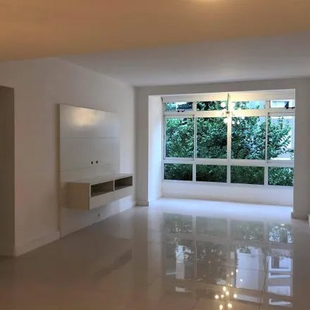 Buy this 2 bed apartment on Rua Doutor Albuquerque Lins 273 in Santa Cecília, São Paulo - SP