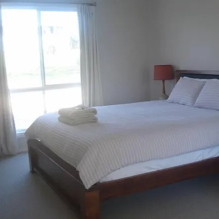 Rent this 5 bed house on Naracoorte SA 5271