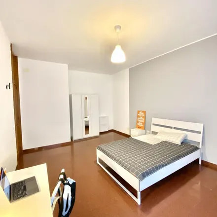 Image 5 - Magda, Via Prospero Petroni, 70121 Bari BA, Italy - Apartment for rent