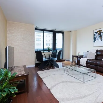 Rent this 1 bed apartment on The Highpoint in 250 East 40th Street, New York