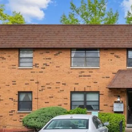 Buy this 2 bed condo on 435 South Clay Avenue in Kirkwood, MO 63122