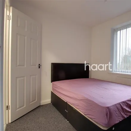 Rent this 1 bed room on Thackeray Street in Derby, DE24 9GZ