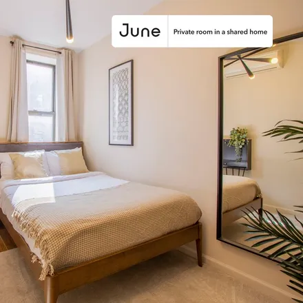Rent this 3 bed room on 7 Eldridge Street