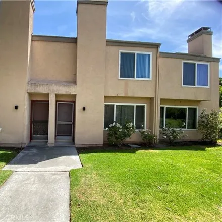 Rent this 2 bed townhouse on 101 West Riverdale Avenue in Orange, CA 92865