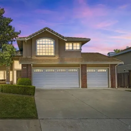 Buy this 5 bed house on 926 Christine Drive in Vacaville, CA 95687