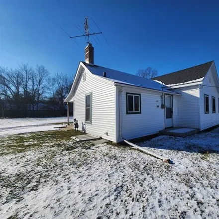 Buy this 2 bed house on 321 South Minnesota Street in Muscoda, Muscoda