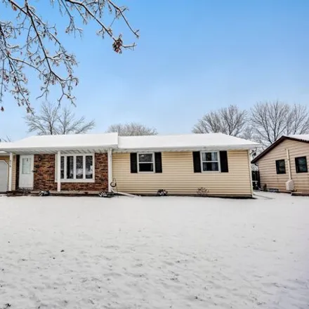 Buy this 3 bed house on 466 Cornelius Drive in Green Bay, WI 54311