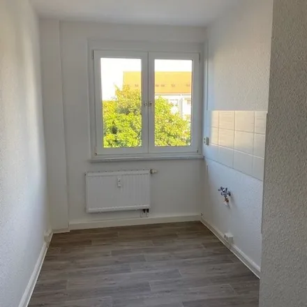 Image 3 - Am Hohen Hain 31a, 09212 Limbach-Oberfrohna, Germany - Apartment for rent