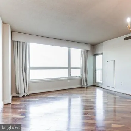 Image 5 - The Residences at Dockside, 717 South Christopher Columbus Boulevard, Philadelphia, PA 19190, USA - Condo for sale