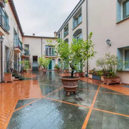 Rent this 1 bed apartment on Via Pietro Thouar in 4, 50121 Florence FI
