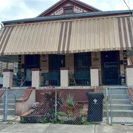 Buy this studio duplex on 2831 Baronne Street in New Orleans, LA 70115