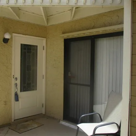 Image 3 - 1002 Abada Court Northeast, Palm Bay, FL 32905, USA - House for rent